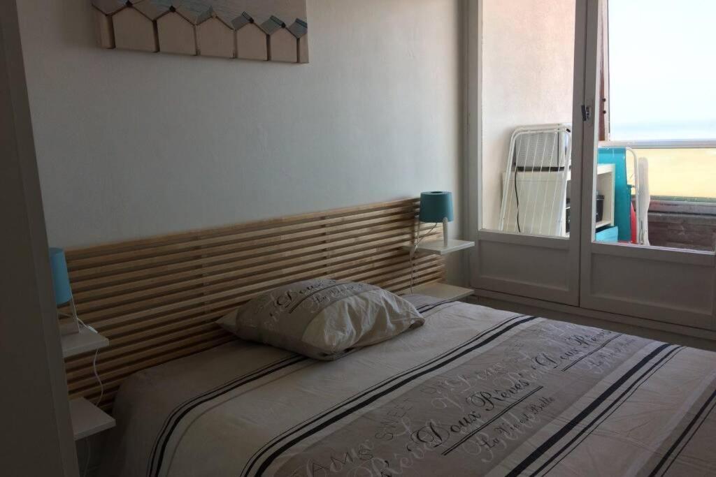 Appartement T2 Avec Vue Sur Mer Directe ! Courseulles-sur-Mer Exterior photo